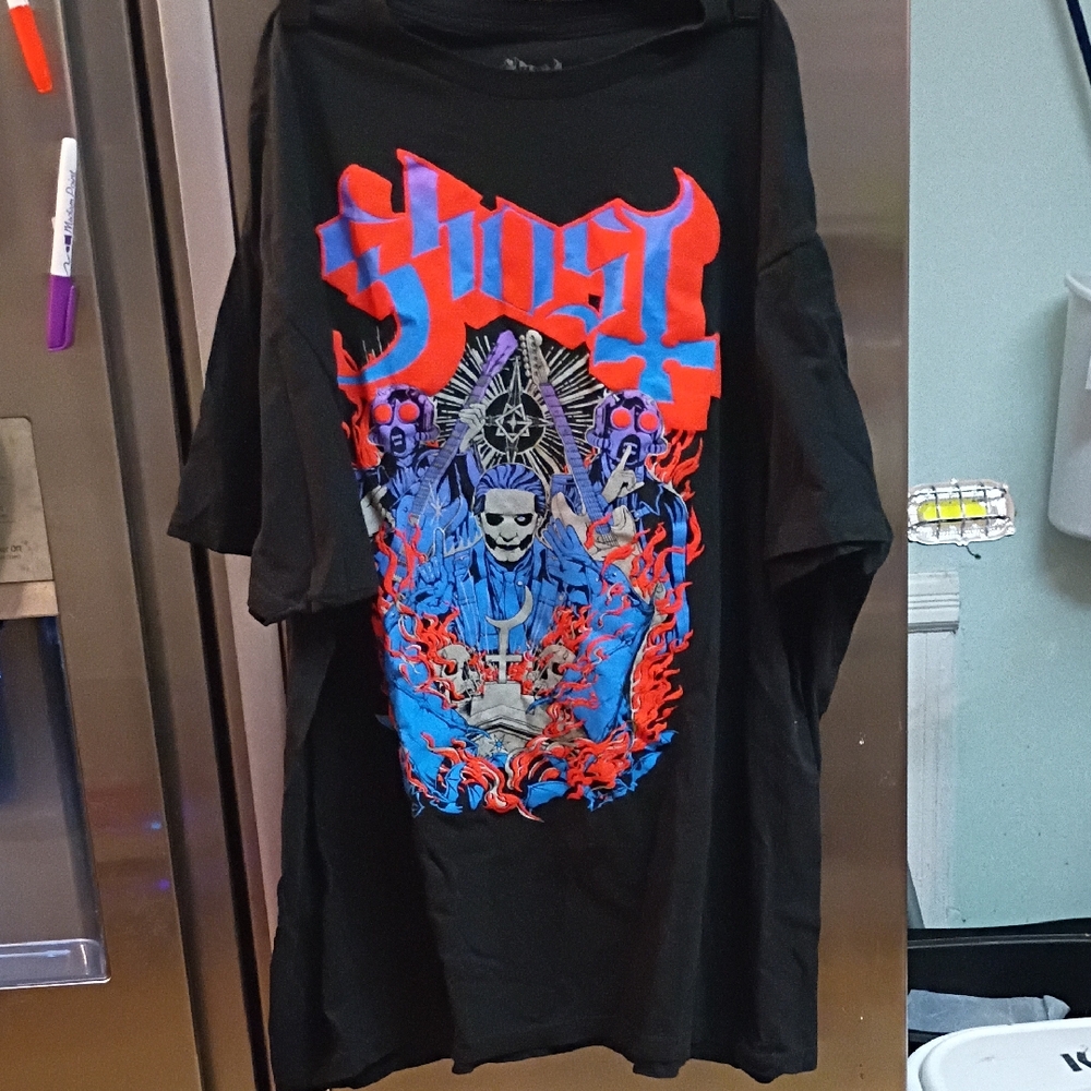 Ost Black Graphic Tee with Red and Blue Design